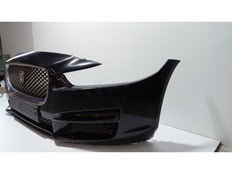 Recambio de paragolpes delantero para jaguar xe (x760) 2.0 d referencia OEM IAM   
							