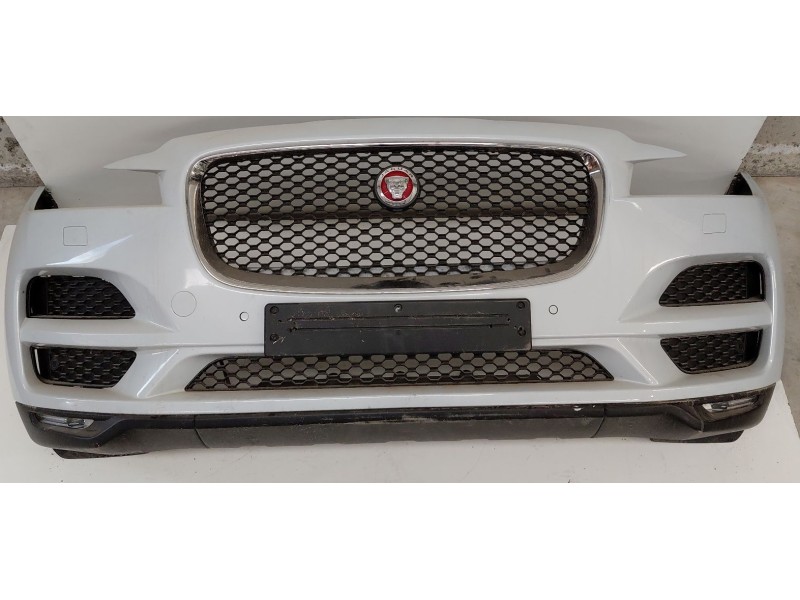 Recambio de paragolpes delantero para jaguar f-pace (x761) 2.0 td4 awd referencia OEM IAM   
							