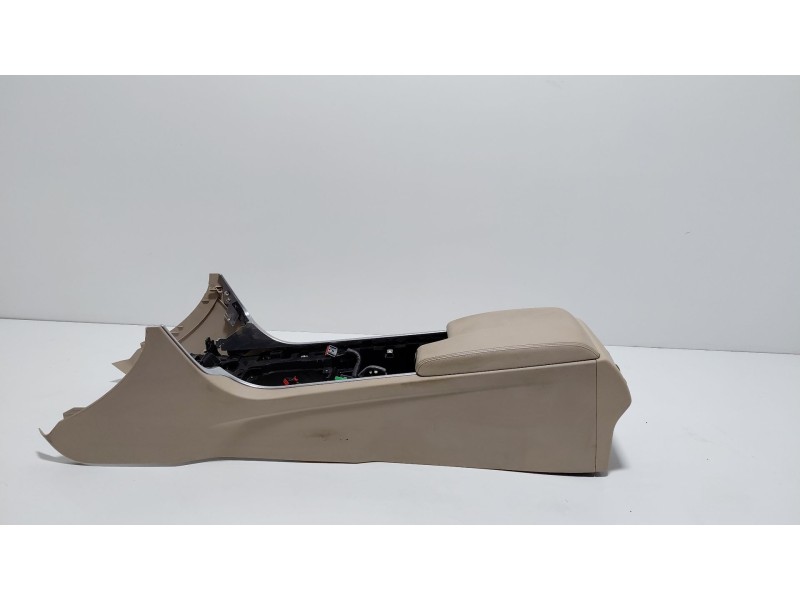 Recambio de apoyabrazos central para jaguar xe (x760) 2.0 d referencia OEM IAM   
							