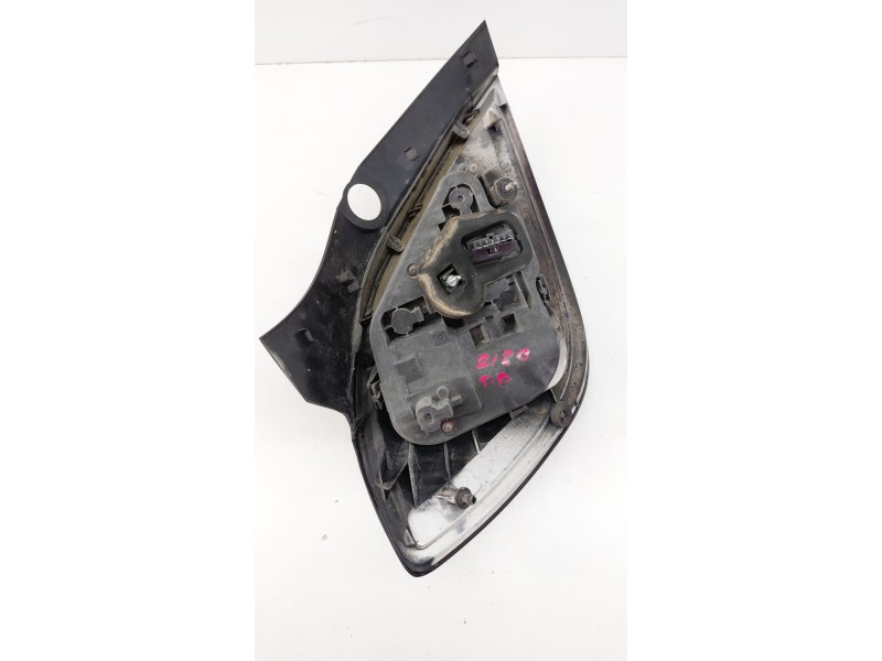 Recambio de piloto trasero derecho para opel astra h (a04) 1.4 (l48) referencia OEM IAM 342691834  
							