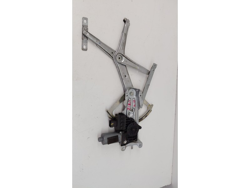 Recambio de elevalunas delantero izquierdo para opel astra h (a04) 1.4 (l48) referencia OEM IAM 13100417  
							