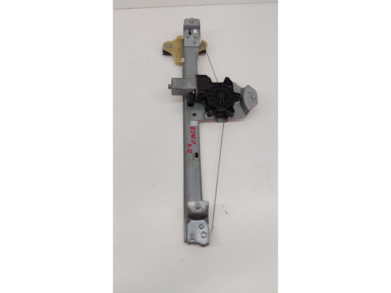 Recambio de elevalunas delantero derecho para renault clio iv (bh_) 1.5 dci 75 referencia OEM IAM 807213867R  
							