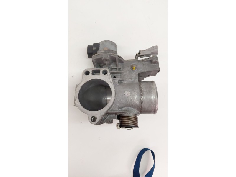 Recambio de caja mariposa para toyota land cruiser (j12) 3.0 turbodiesel referencia OEM IAM 2610030030  
							