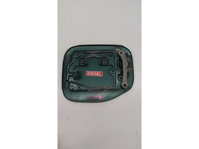 Recambio de tapa exterior combustible para toyota land cruiser (j12) 3.0 turbodiesel referencia OEM IAM   