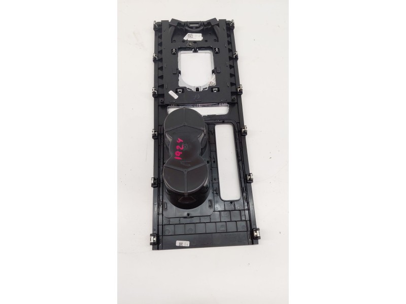 Recambio de consola central para jaguar xe (x760) 2.0 d referencia OEM IAM GX73044E04A  
							