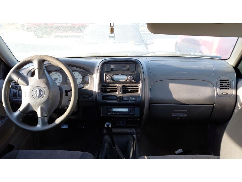 nissan pick up (d22) del año 2002
							