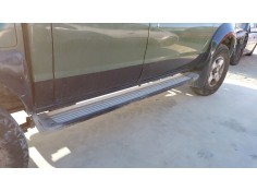 Recambio de estribo para nissan pick up (d22) 2.5 dci 4wd referencia OEM IAM   