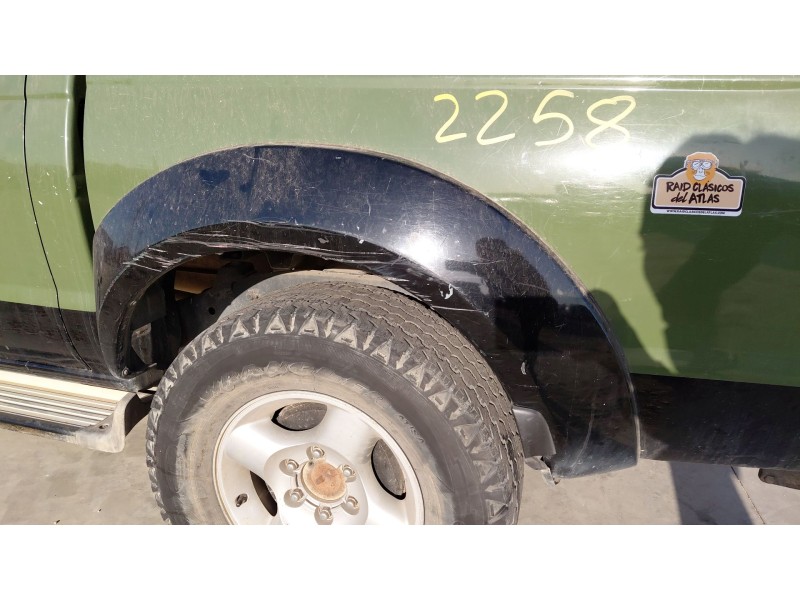 Recambio de aletin trasero izquierdo para nissan pick up (d22) 2.5 dci 4wd referencia OEM IAM   