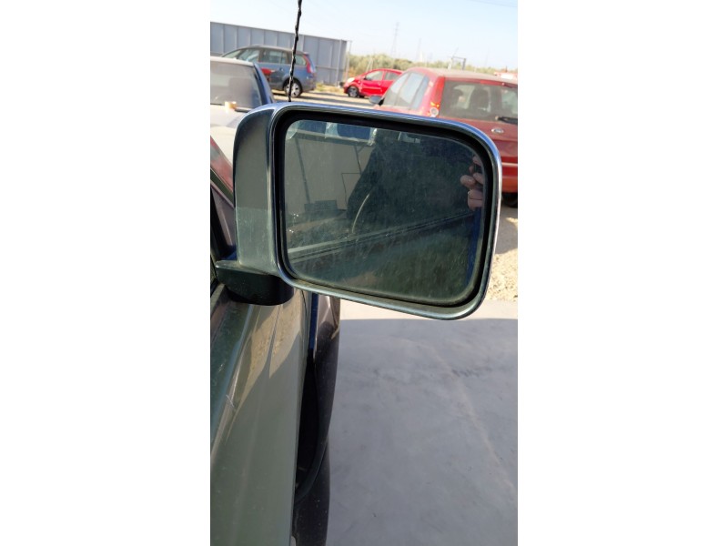 Recambio de retrovisor derecho para nissan pick up (d22) 2.5 dci 4wd referencia OEM IAM   