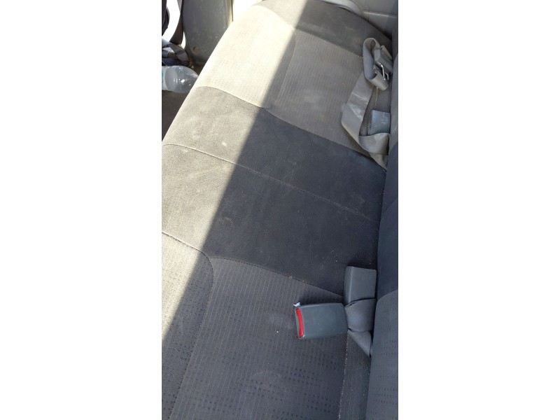 Recambio de asientos traseros para nissan pick up (d22) 2.5 dci 4wd referencia OEM IAM   
							