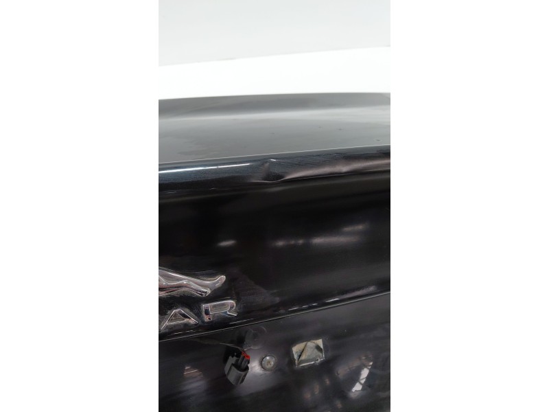 Recambio de porton trasero para jaguar xe (x760) 2.0 d referencia OEM IAM   