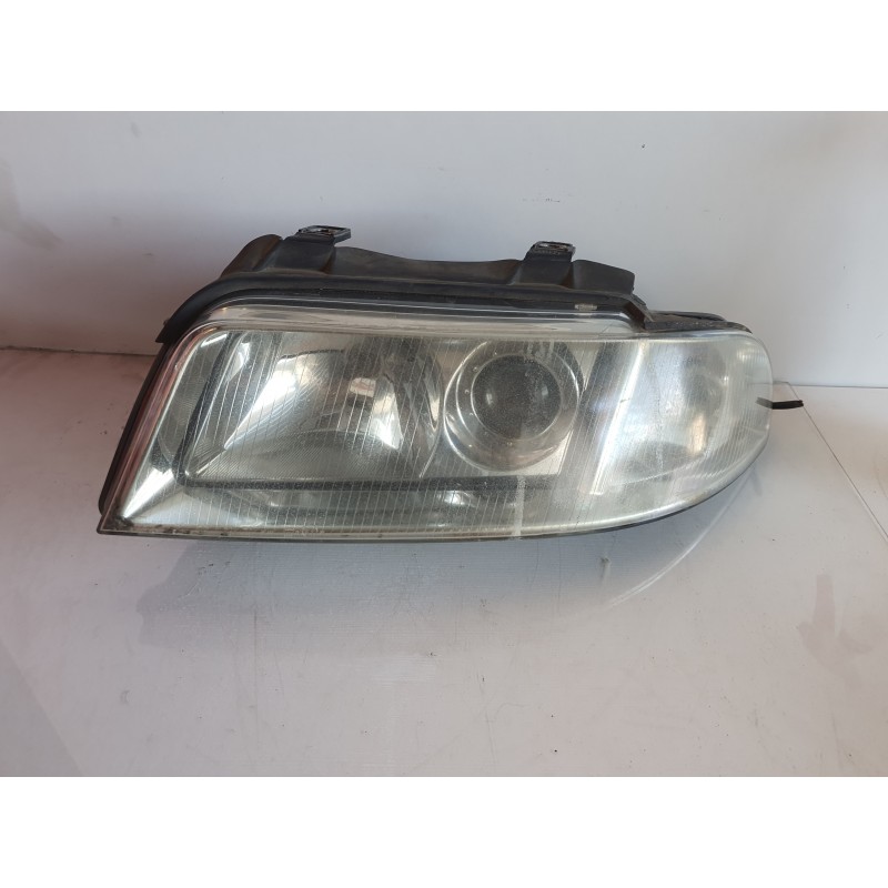 Recambio de faro izquierdo para audi a4 berlina (b5) 1.9 tdi referencia OEM IAM   