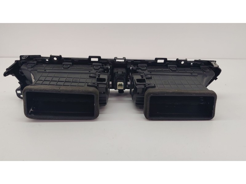 Recambio de rejilla aireadora para kia optima (jf) 1.7 crdi referencia OEM IAM 84760D4000WK  
							