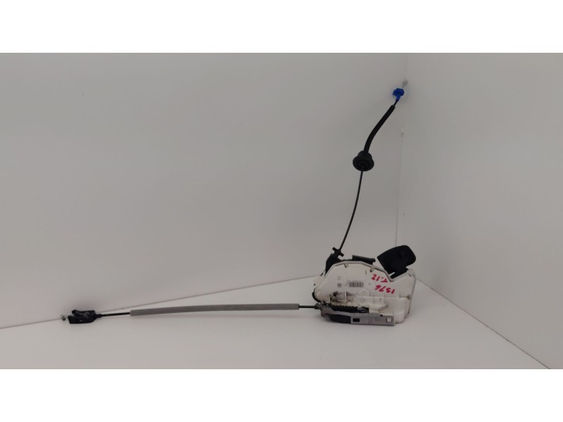 Recambio de cerradura puerta trasera izquierda para seat leon st (5f8) x-perience 4drive referencia OEM IAM   
							