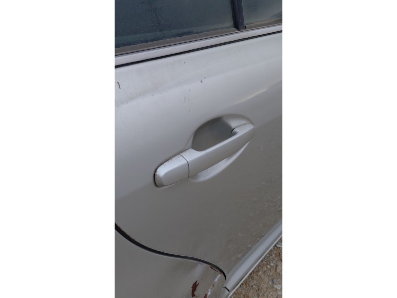 Recambio de puerta trasera derecha para toyota avensis sedán (_t25_) 1.8 (zzt251_) referencia OEM IAM   
							