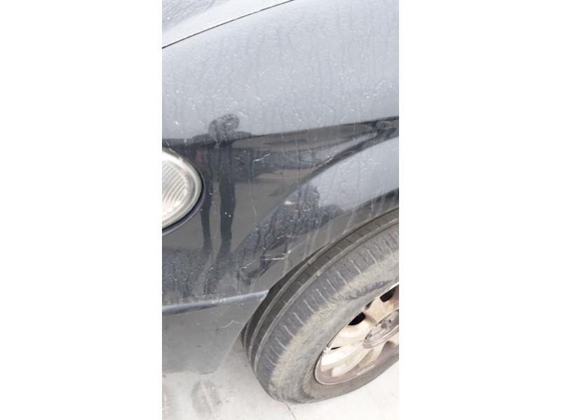 Recambio de aleta delantera izquierda para chrysler voyager iv (rg, rs) 2.5 crd referencia OEM IAM   