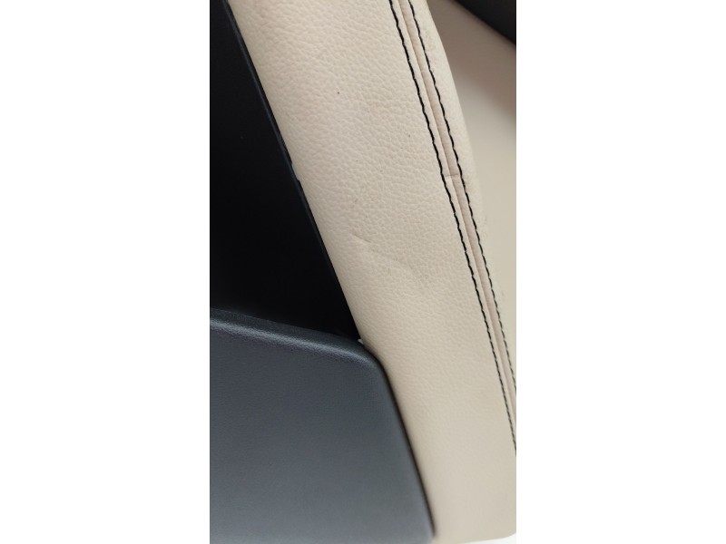 Recambio de guarnecido puerta trasera derecha para jaguar xe (x760) 2.0 d referencia OEM IAM   
							