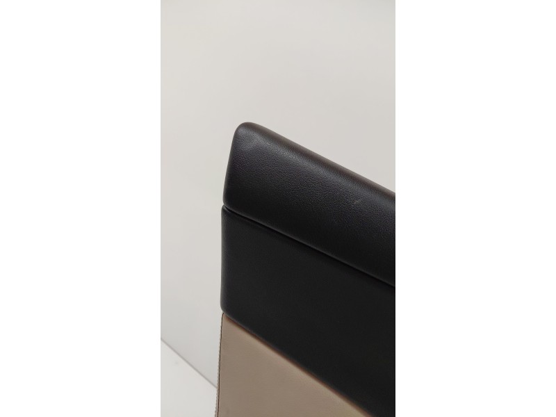 Recambio de guarnecido puerta delantera izquierda para jaguar xe (x760) 2.0 d referencia OEM IAM   
							