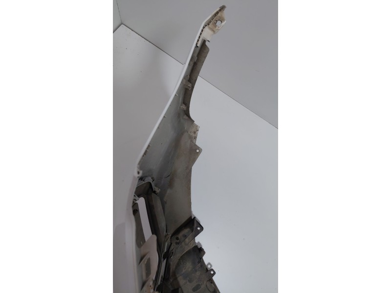 Recambio de paragolpes delantero para kia carens iv 1.7 crdi referencia OEM IAM   
							