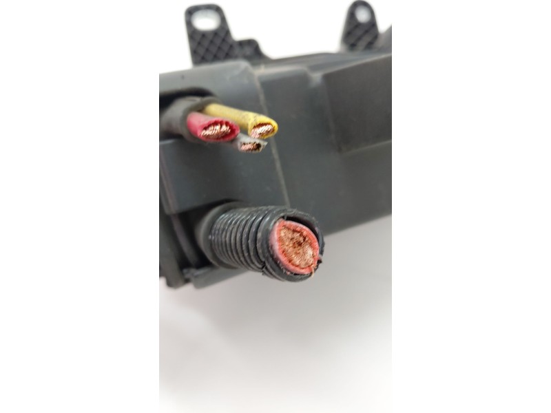 Recambio de caja reles / fusibles para jaguar xe (x760) 2.0 d referencia OEM IAM GX7314A076AA  