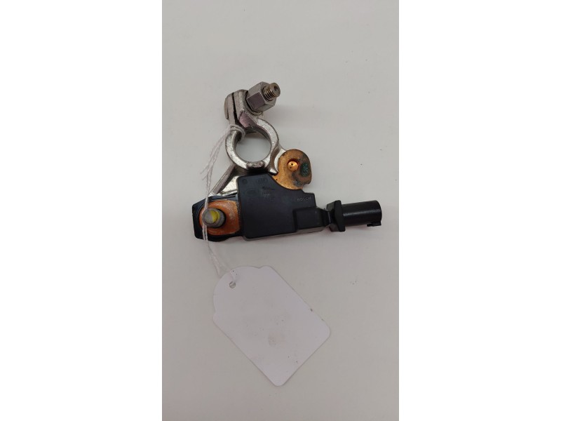 Recambio de sensor para jaguar xe (x760) 2.0 d referencia OEM IAM BJ3210C679AE  
							