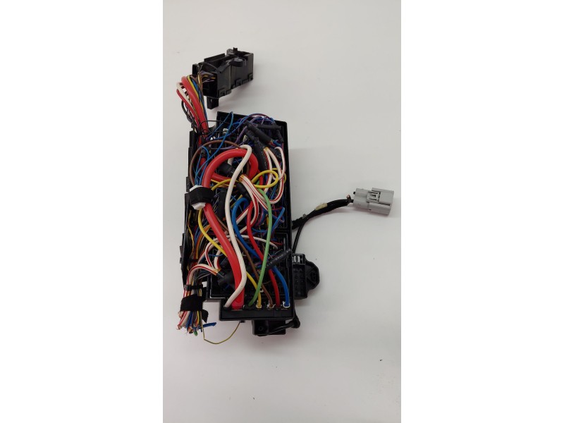 Recambio de caja reles / fusibles para jaguar xe (x760) 2.0 d referencia OEM IAM GX7314A067DB  
							
