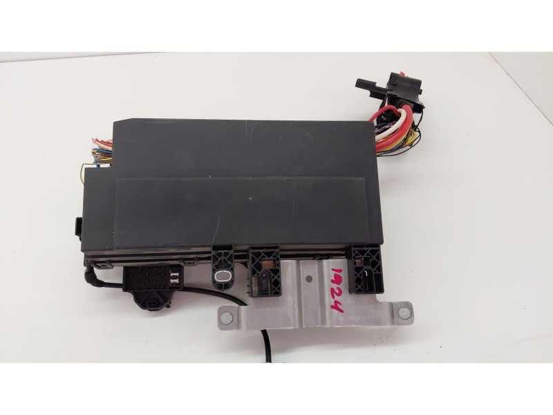 Recambio de caja reles / fusibles para jaguar xe (x760) 2.0 d referencia OEM IAM GX7314A067DB  
							
