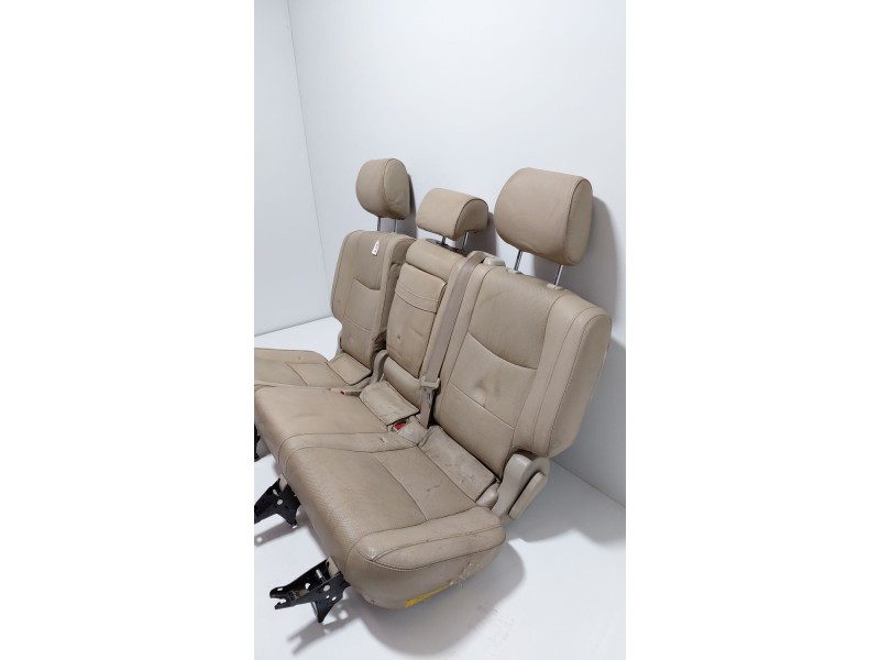 Recambio de asientos traseros para toyota land cruiser (j12) 3.0 turbodiesel referencia OEM IAM   
