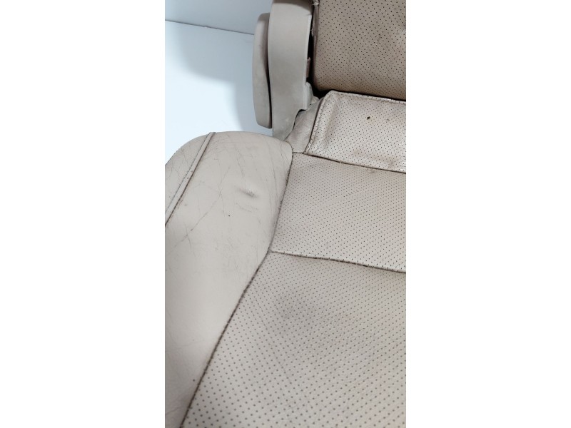 Recambio de asientos traseros para toyota land cruiser (j12) 3.0 turbodiesel referencia OEM IAM   