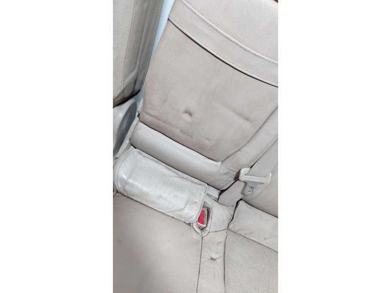 Recambio de asientos traseros para toyota land cruiser (j12) 3.0 turbodiesel referencia OEM IAM   