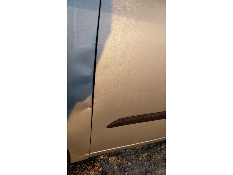 Recambio de puerta delantera izquierda para hyundai i10 i (pa) 1.1 referencia OEM IAM   
