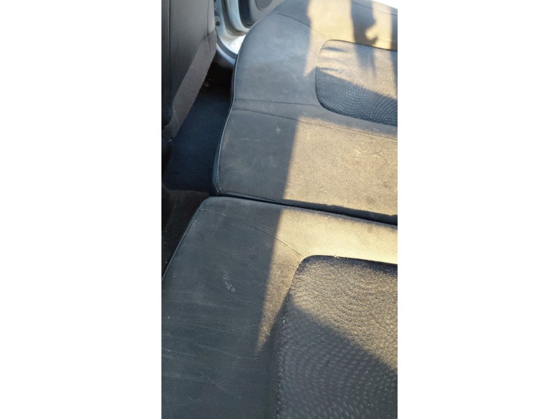 Recambio de asientos traseros para hyundai i10 i (pa) 1.1 referencia OEM IAM   