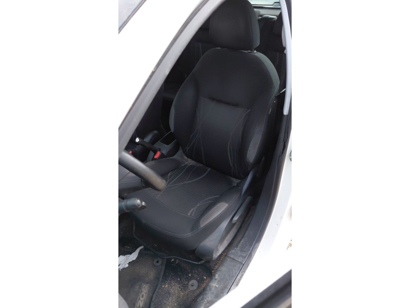 Recambio de asiento delantero izquierdo para peugeot 208 i (ca_, cc_) 1.2 vti 82 referencia OEM IAM   