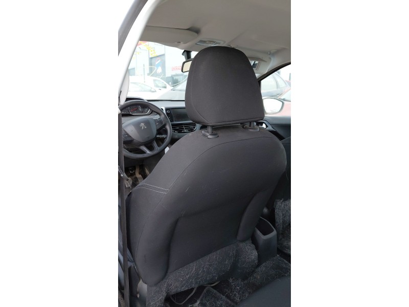 Recambio de asiento delantero izquierdo para peugeot 208 i (ca_, cc_) 1.2 vti 82 referencia OEM IAM   