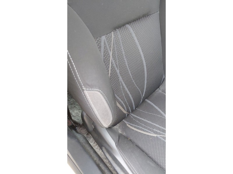 Recambio de asiento delantero derecho para peugeot 208 i (ca_, cc_) 1.2 vti 82 referencia OEM IAM   
