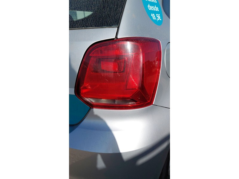 Recambio de piloto trasero derecho interior para volkswagen polo v (6r1, 6c1) 1.4 tdi referencia OEM IAM   
							