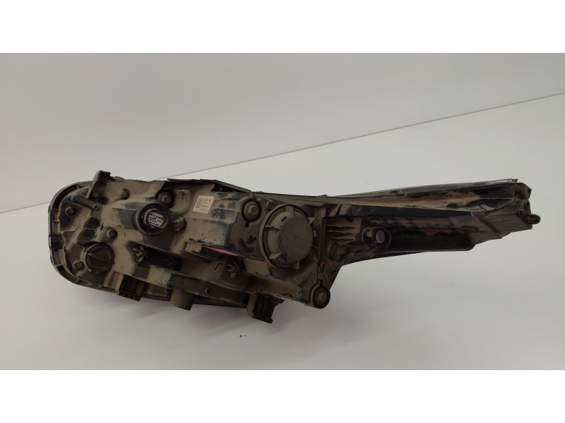 Recambio de faro derecho para kia xceed (cd) 1.5 t-gdi mhev referencia OEM IAM 92102J7850  