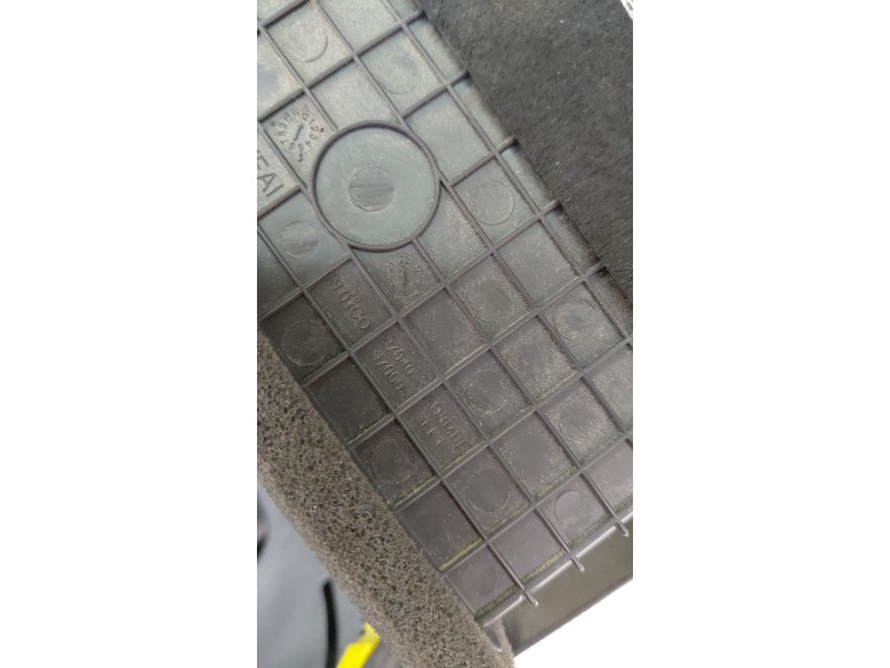 Recambio de rejilla aireadora para kia xceed (cd) 1.5 t-gdi mhev referencia OEM IAM 97040J7000  