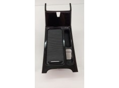 Recambio de consola central para kia xceed (cd) 1.5 t-gdi mhev referencia OEM IAM J7C165073   2