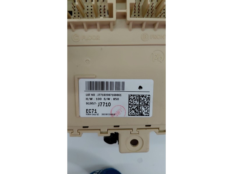 Recambio de caja reles / fusibles para kia xceed (cd) 1.5 t-gdi mhev referencia OEM IAM 91957J7710  