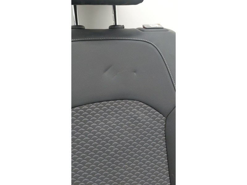 Recambio de asientos traseros para kia xceed (cd) 1.5 t-gdi mhev referencia OEM IAM   