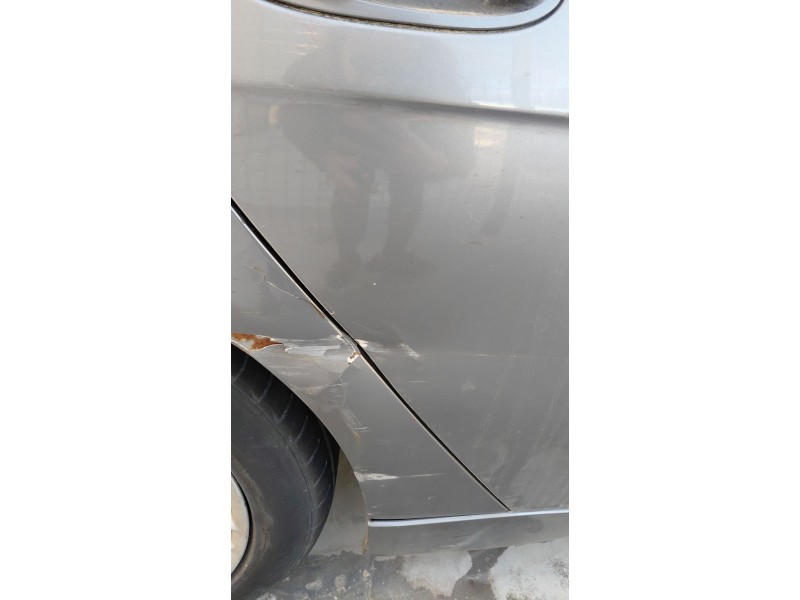 Recambio de puerta trasera derecha para bmw serie 7 (e65/e66) 730d referencia OEM IAM   
							