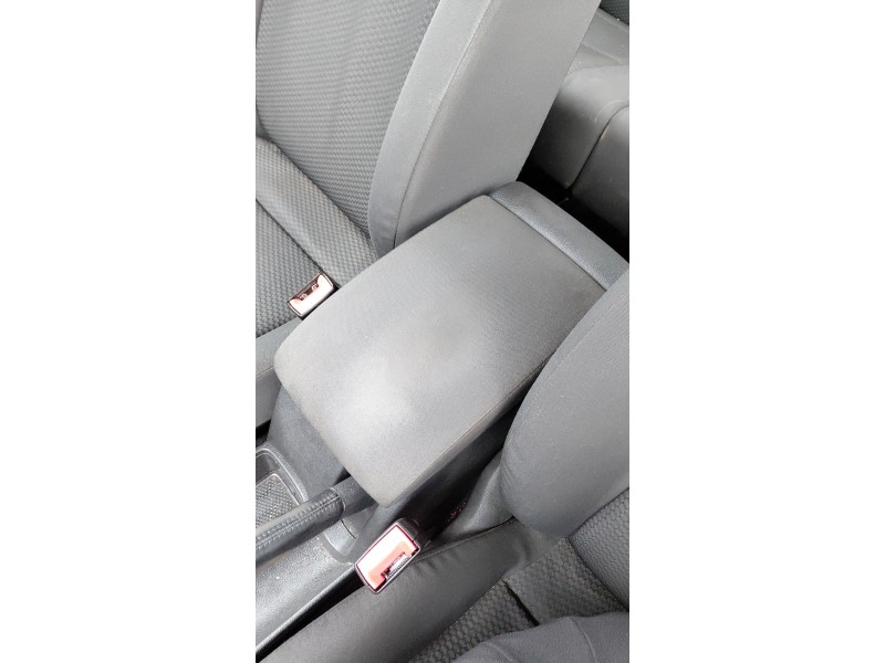 Recambio de apoyabrazos central para volkswagen golf plus v (5m1, 521) 1.6 tdi referencia OEM IAM   
							
