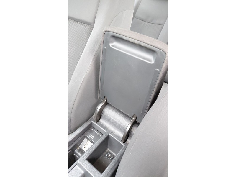 Recambio de apoyabrazos central para volkswagen golf plus v (5m1, 521) 1.6 tdi referencia OEM IAM   
							