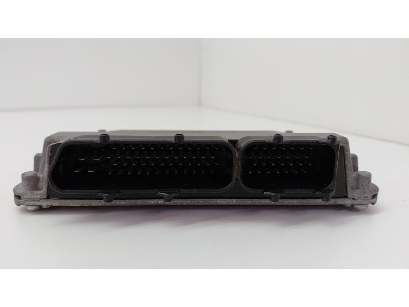 Recambio de centralita motor uce para skoda fabia ii (542) 1.2 referencia OEM IAM   
							