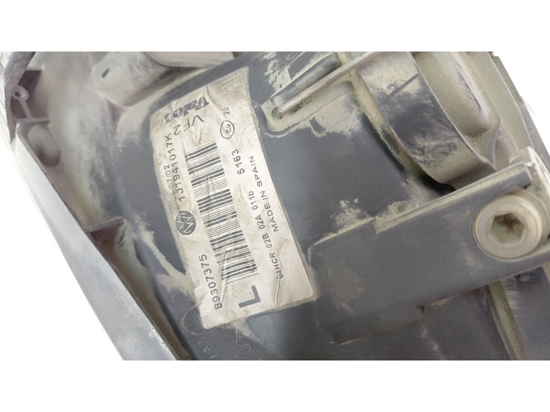 Recambio de faro izquierdo para volkswagen golf iv (1j1) 1.6 referencia OEM IAM 1J1941017K  