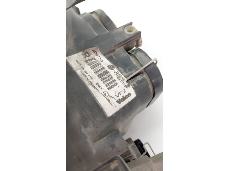 Recambio de faro derecho para volkswagen golf iv (1j1) 1.6 referencia OEM IAM 1J1941018K  
							