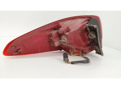 Recambio de piloto trasero derecho para kia carens iv 1.7 crdi referencia OEM IAM 92402A4   2