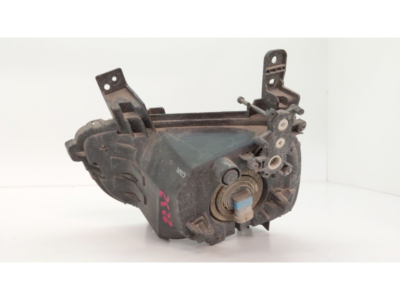 Recambio de faro antiniebla derecho para kia carens iv 1.7 crdi referencia OEM IAM 92202A4500  