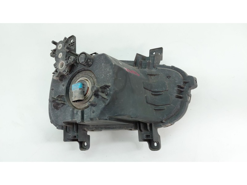 Recambio de faro antiniebla izquierdo para kia carens iv 1.7 crdi referencia OEM IAM 92201A4500  